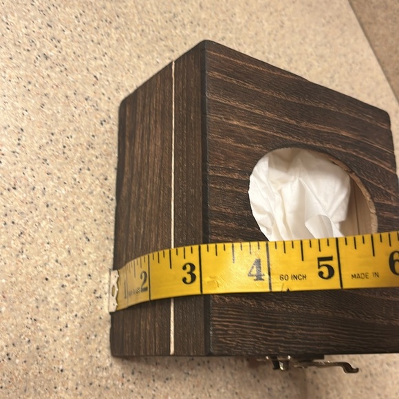 Tissue box - Picture 5 of 6